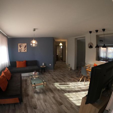 Private Modern Apartment Неа-Рода Екстер'єр фото