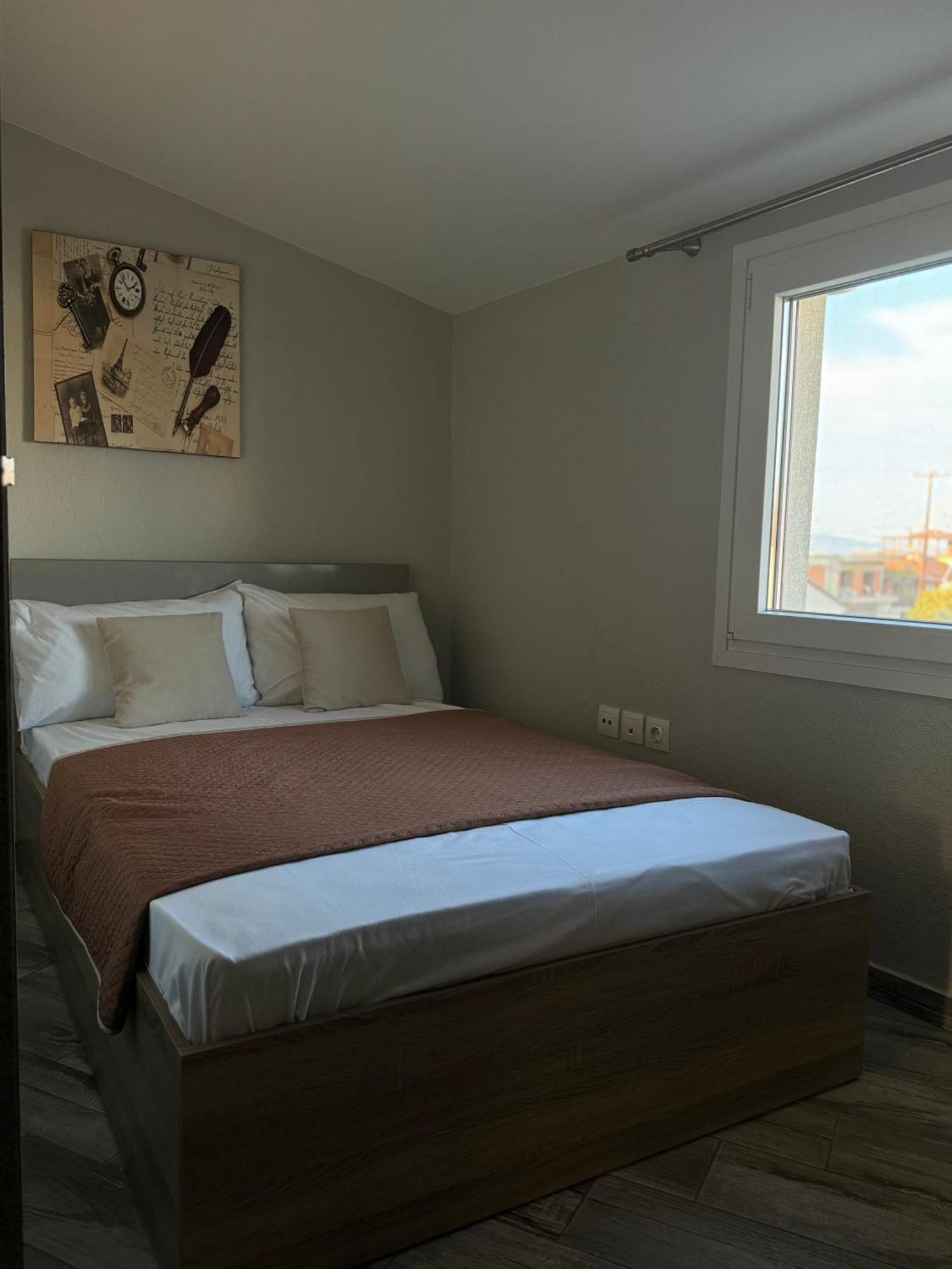 Private Modern Apartment Неа-Рода Екстер'єр фото